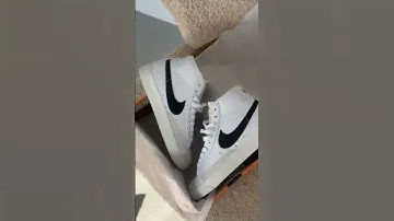 Nike Blazer Mid 77