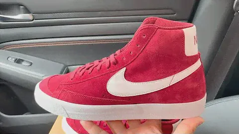 Nike Blazer Mid 77 Suede Team Red shoes