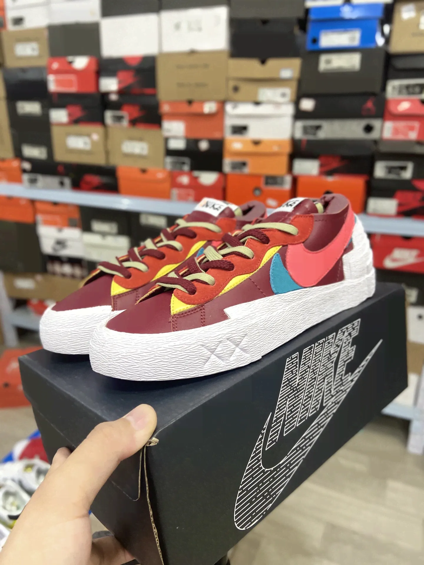 Blazer Low sacai KAWS Red