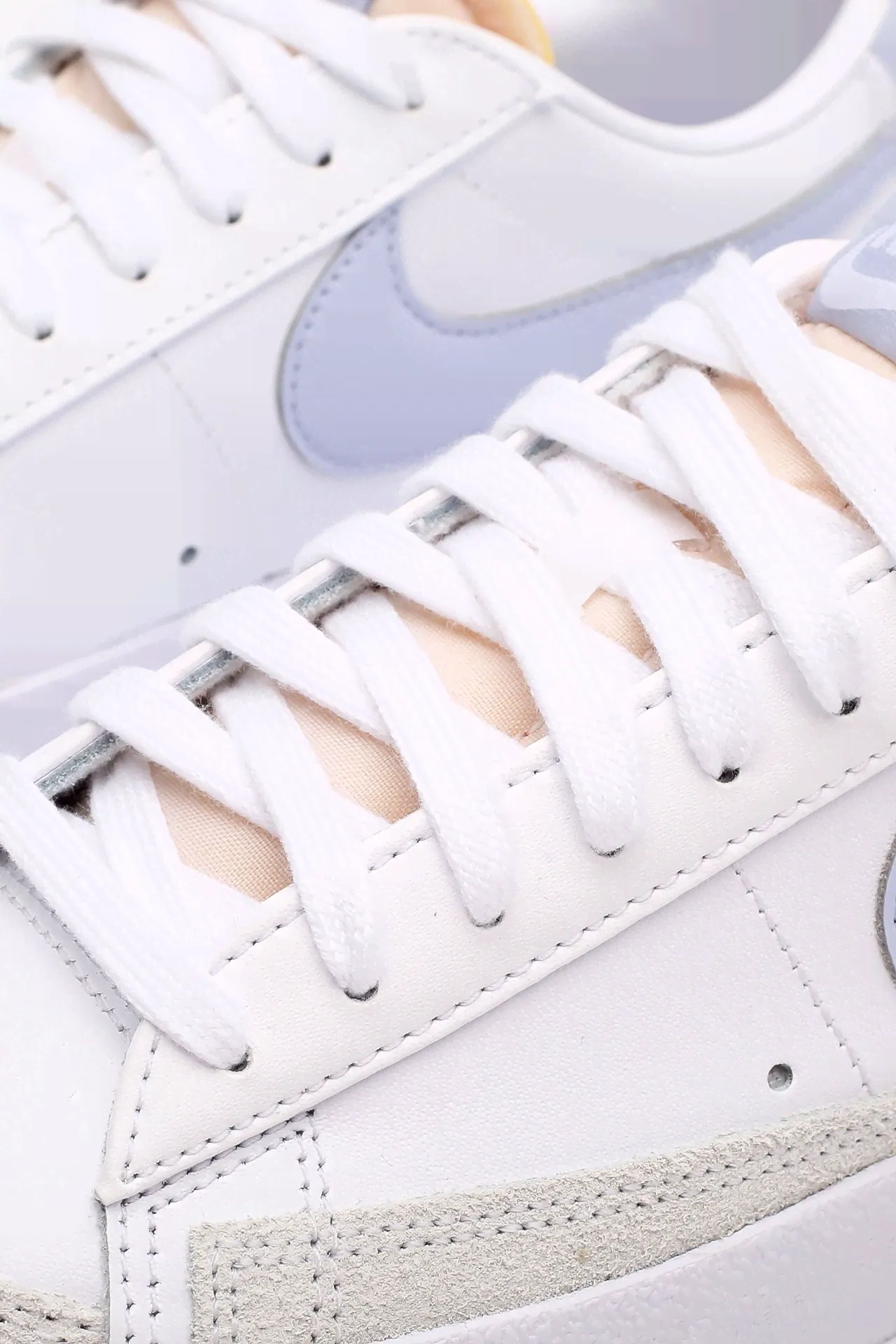 WMNS Blazer Low '77-0