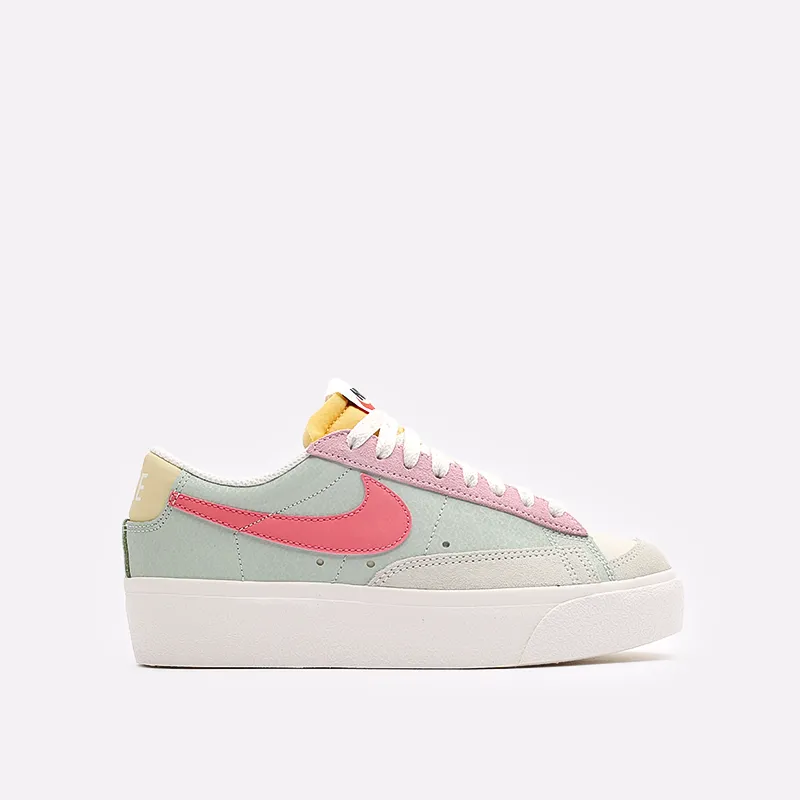 Женские кроссовки Nike WMNS Blazer Low Platform (DM9464-001)