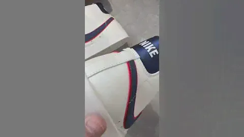 NIKE BLAZER MID 77