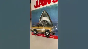Hot wheels JAWS 75’ CHEVY BLAZER CUSTOM